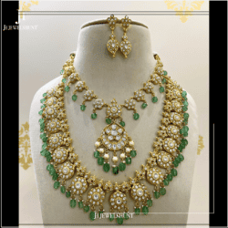 White Kundan Jadau Bridal Necklace with earrings